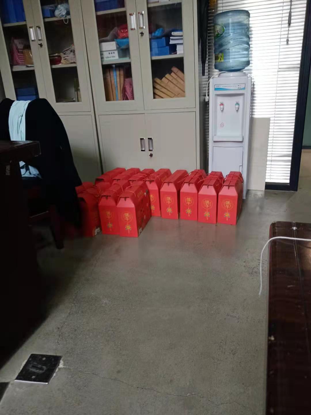 湖南怡美環境管理發展有限公司,湖南物業保潔服務，商場保潔,石材護理價格,市政環衛,駐場保潔